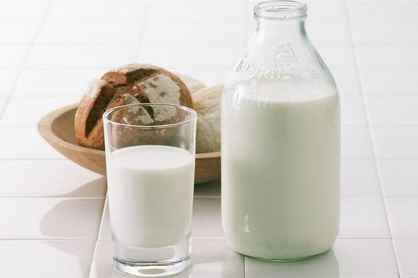 加盟鮮奶配送需要多少錢？揭開乳制品投資的真實門檻